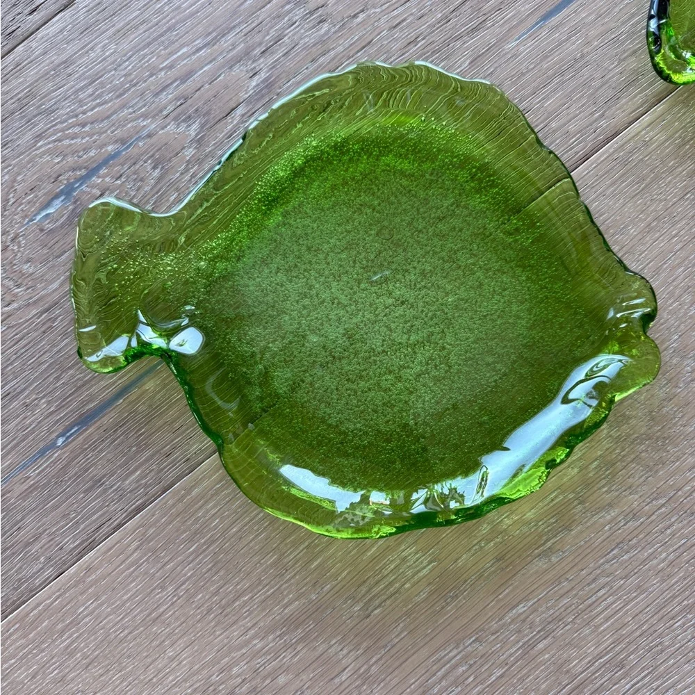 Hand Blown fish shaped Art Bubble Glass Dishes set of 2
